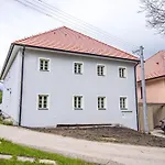 شقة Bela By Interhome